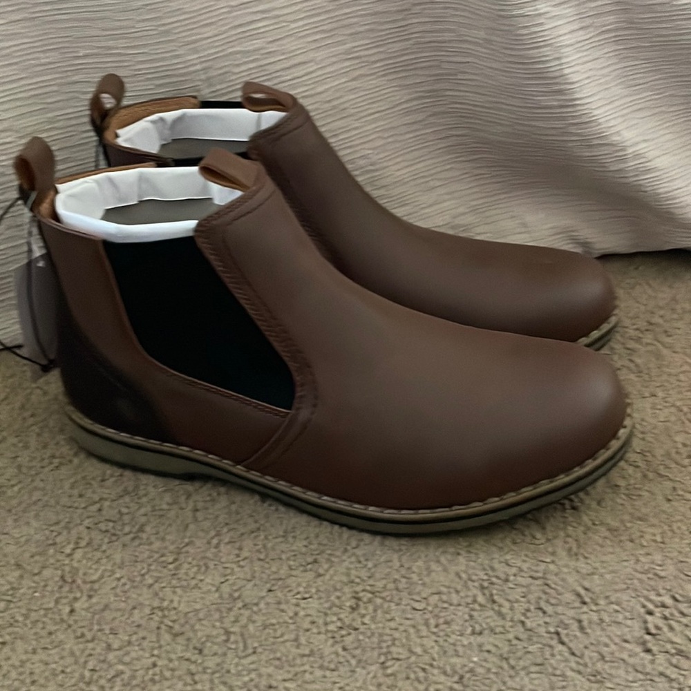 Izod Boot